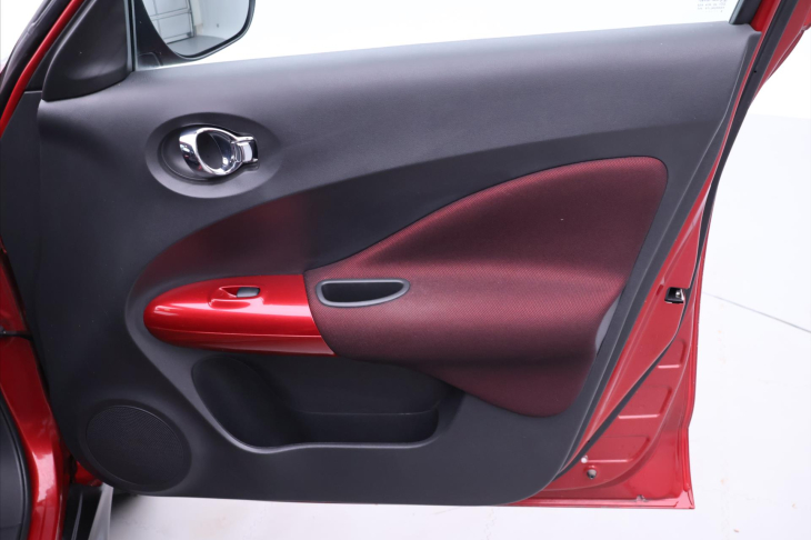 Nissan Juke 1,6 DIG-T 140kW Tekna