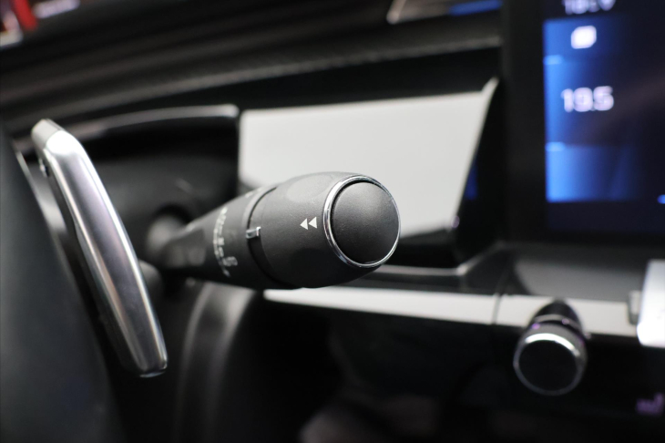 Peugeot 508 1.6 PureTech 133kW Allure CZ DPH