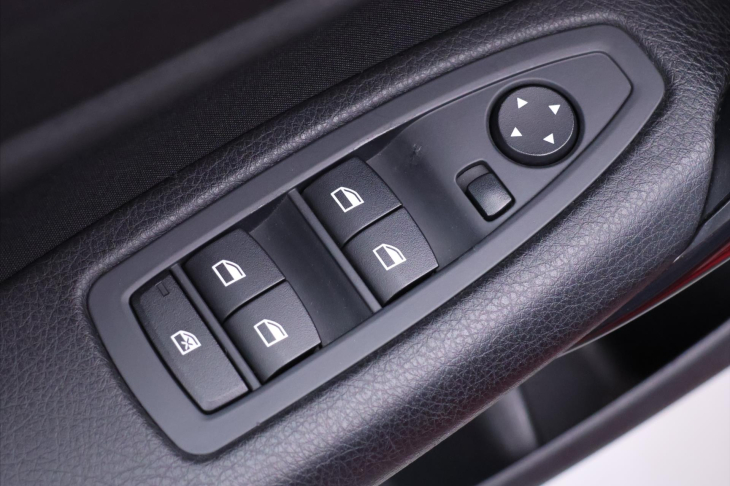 BMW Řada 1 1,6 116i 100kW Aut. Sport Xenon