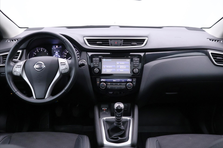 Nissan Qashqai 1,2 DiG-T 85kW Tekna Panorama