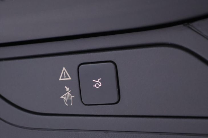 Citroën C4 SpaceTourer 1,2 PureTech 96kW Shine 1.Maj