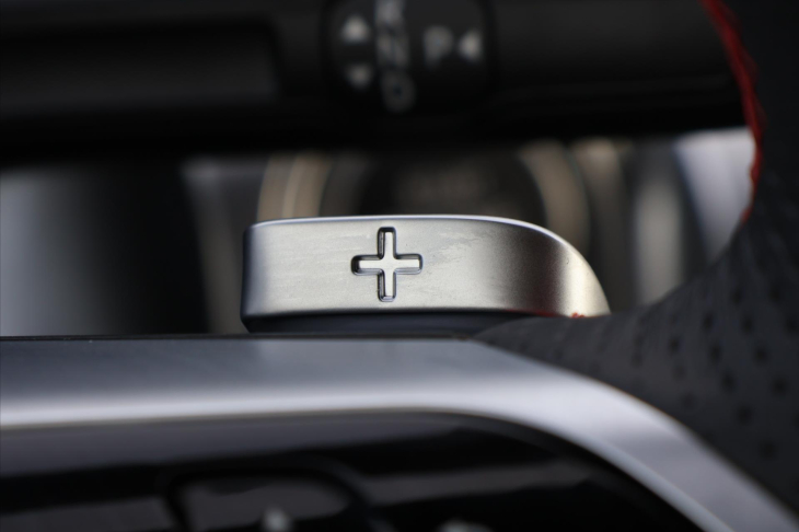 Mercedes-Benz GLB 2,0 200d 4MATIC AMG Premium+