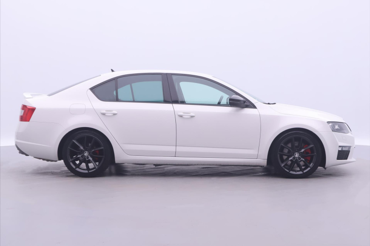 Škoda Octavia 2,0 TSI RS 162kW DSG Challenge