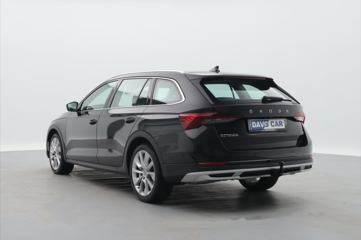Škoda Octavia 2,0 TDI 147kW Scout HUD Matrix