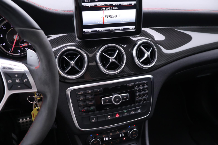 Mercedes-Benz CLA 2,0 45AMG 4-MATIC DPH CZ