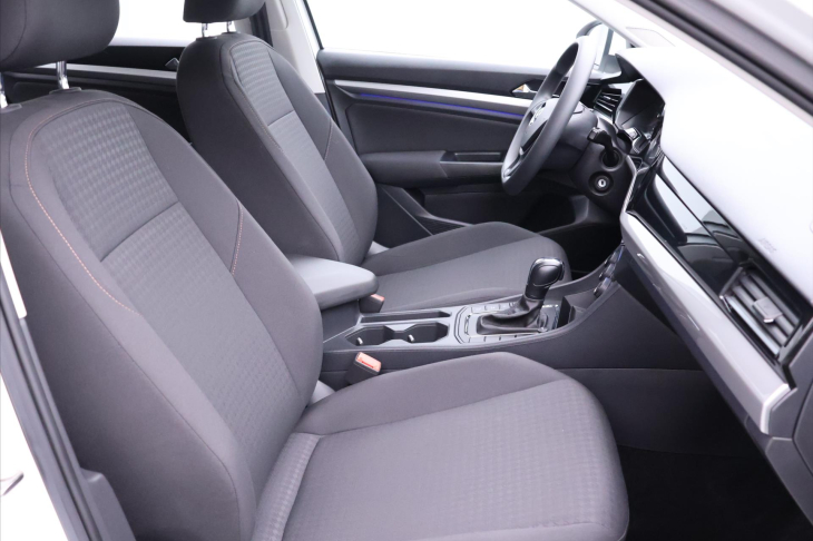 Volkswagen Bora E-Bora 100kW Automat