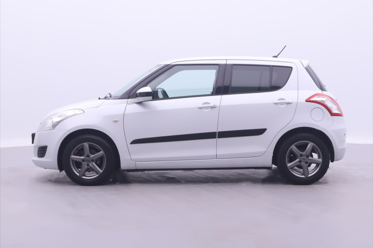 Suzuki Swift 1,2 VVT 66kW Klimatizace 1.Maj