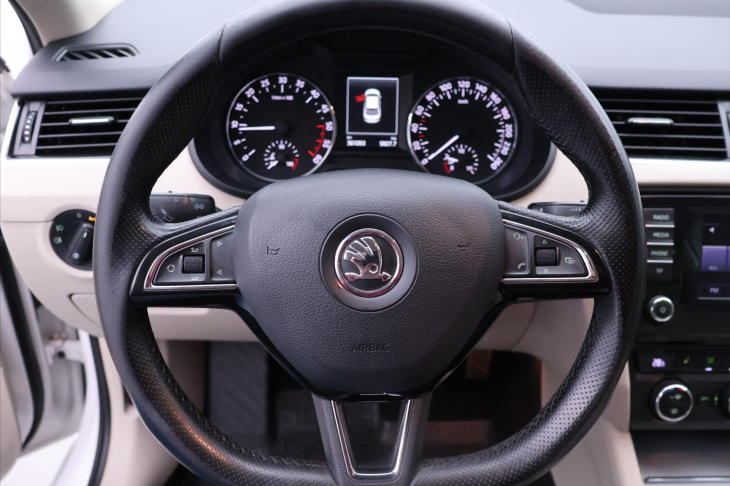 Škoda Octavia 1,6 TDI Elegance DPH CZ