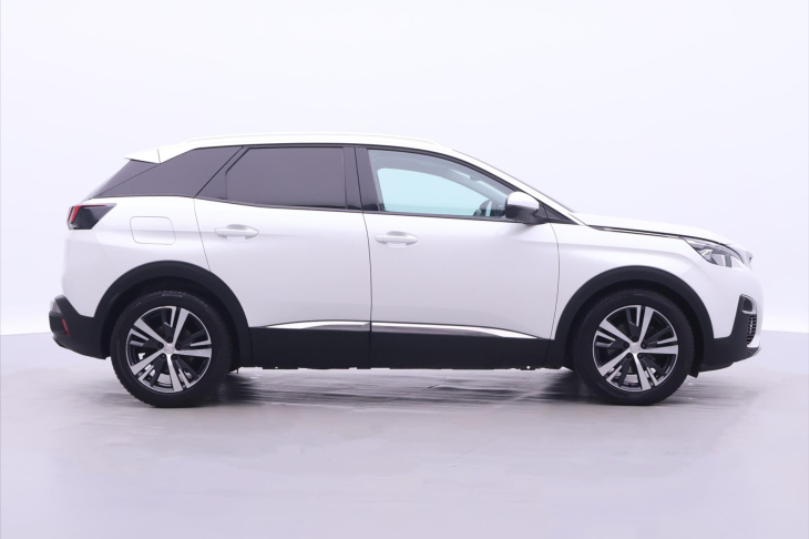 Peugeot 3008 2,0 HDI 110kW Allure LED CZ
