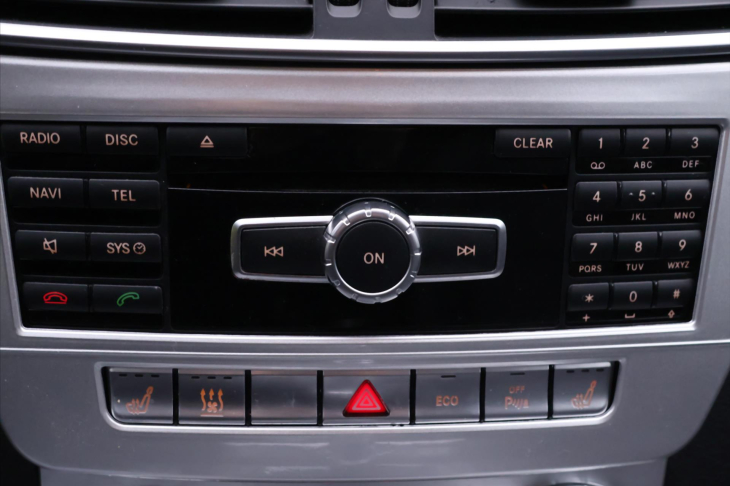 Mercedes-Benz Třídy C 2,1 220CDI 125kW Aut.klima Xenon