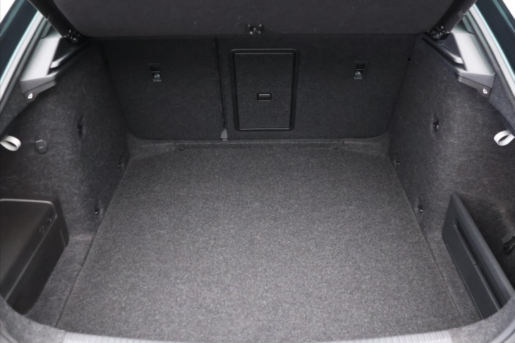 Škoda Octavia 2,0 TDI 135kW RS DSG 1.Maj.