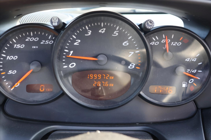 Porsche Boxster 2,7 986 2.7i 162kW Xenon