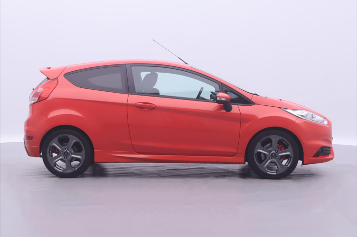 Ford Fiesta 1,6 ST 134kW Recaro Kůže