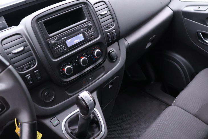 Renault Trafic 2,0 dCi 107kW 1.Maj CZ DPH