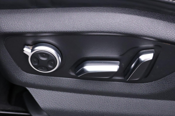 Audi Q7 3,0 TDI 200kw S-LINE DPH BOSE