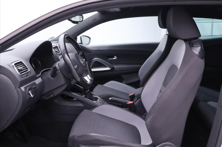 Volkswagen Scirocco 1,4 TSI 90kW Xenon 1.Maj.