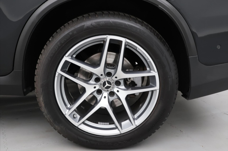 Mercedes-Benz GLC 2,1 250d 150 kw 4MATIC CZ AMG