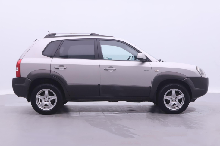 Hyundai Tucson 2,0 CRDi 82kW 4WD Automat CZ