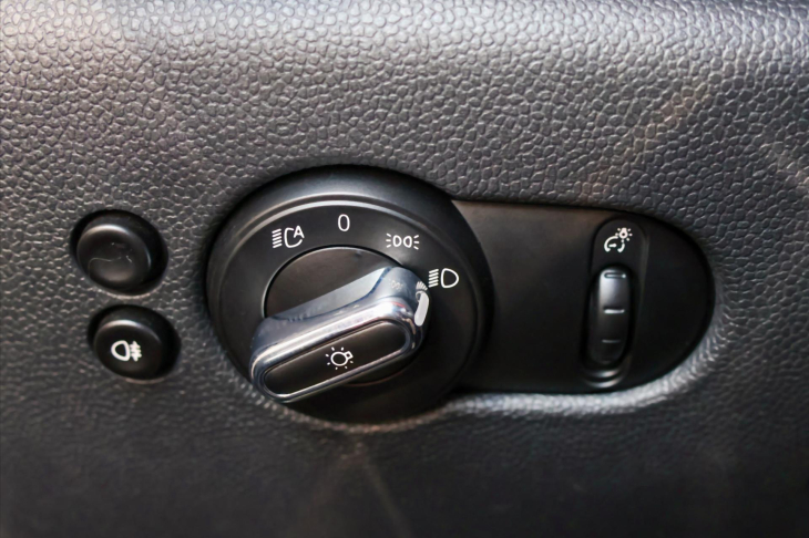 Mini Cooper 2,0 JCW 170kW Automat H/K LED