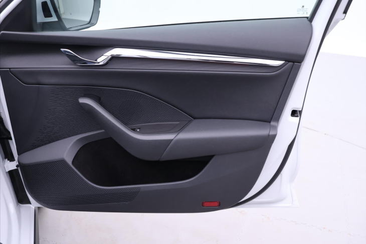 Škoda Octavia 2,0 TDI 147kW 4x4 DSG Scout CZ DPH