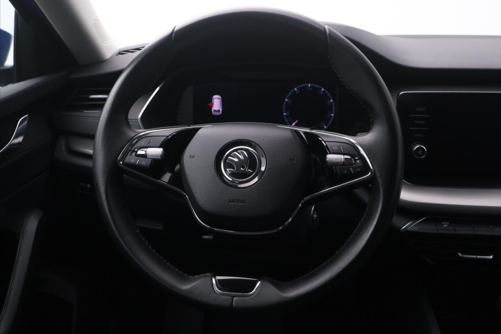 Škoda Octavia 2,0 TDI 85kW Ambition CZ DPH