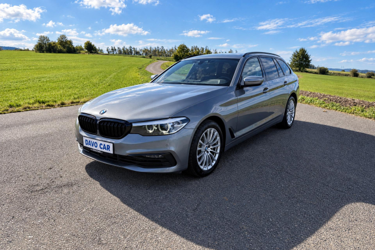BMW Řada 5 3,0 3.0 530d Touring Sport DPH