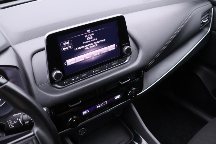 Nissan Qashqai 1,3 DIG-T MHEV Business Tažné