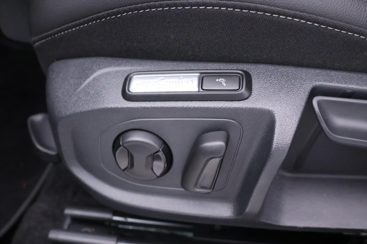 Volkswagen Arteon Shooting Brake 2,0 TSI 206kW R-Line 4Motion