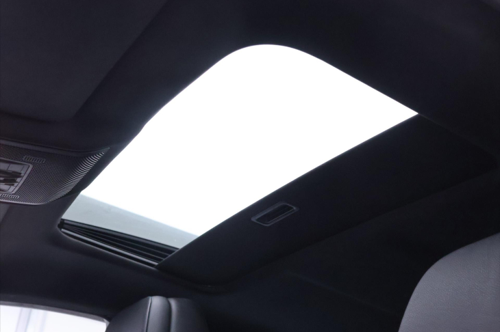 BMW X6 3,0 40D 225kW xDrive CZ