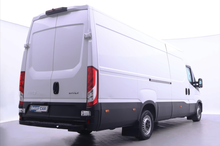 Iveco Daily 3,0 35S18 132kW L4H2 DPH