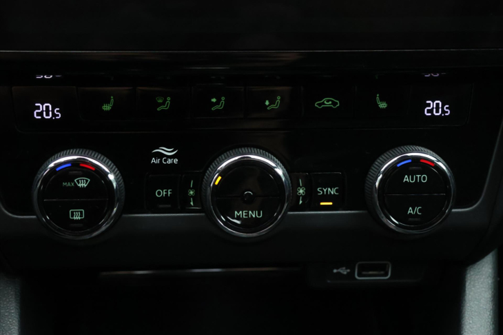 Škoda Octavia 2,0 TDI RS 135kW DSG LED 4x4