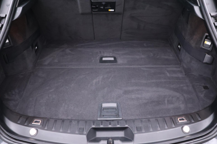 BMW Řada 5 3,0 530D 180kW xDrive Aut. GT