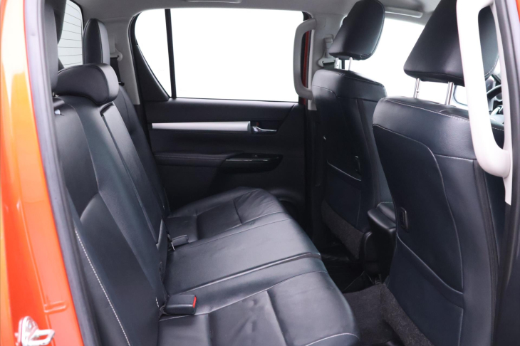 Toyota Hilux 2,8 D-4D 150kW Executive DPH