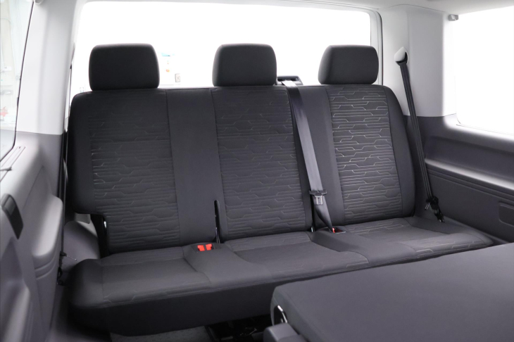 Volkswagen Caravelle 2,0 TDI 150kW DSG L2 9Míst DPH
