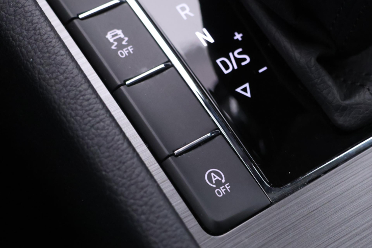 Škoda Superb 2,0 TDI 147kW DSG Style 4x4 CZ