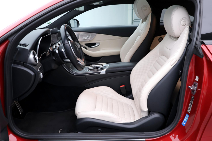 Mercedes-Benz Třídy C 2,0 300 190kW 4MATIC CZ DPH