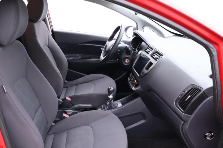 Kia Rio 1,2 CVVT 62kW CZ Klimatizace
