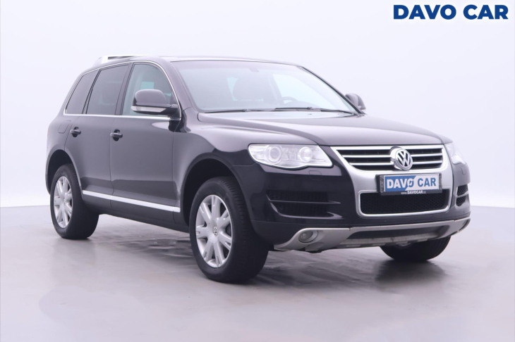 Volkswagen Touareg 3,0 TDi 176kW CZ 4M Serv.kniha