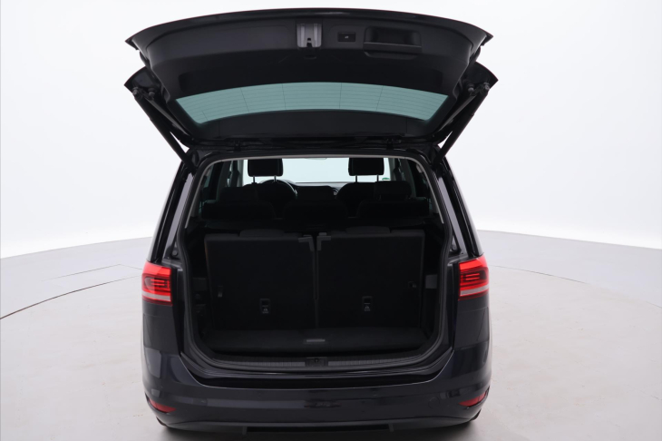Volkswagen Touran 1,5 TSI EVO 110kW HighLline