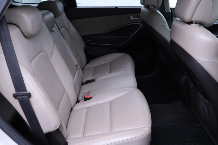 Hyundai Grand Santa Fe 2,2