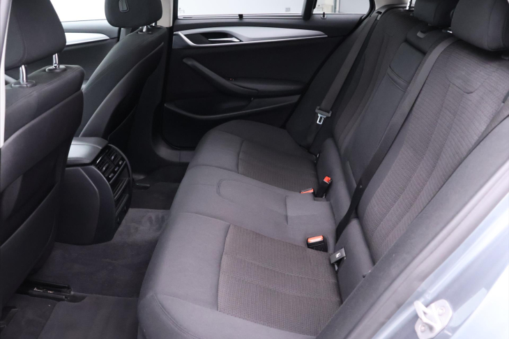 BMW Řada 5 3,0 530d Xdrive 195kW Aut.
