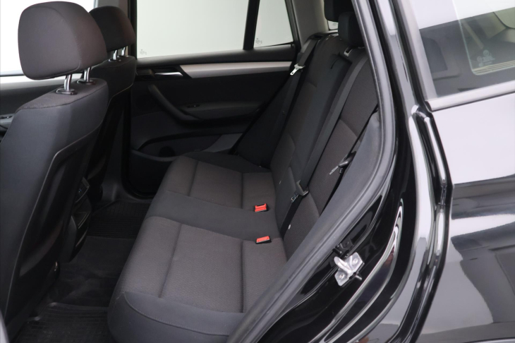 BMW X3 2,0 20d xD 135kW Aut. CZ Tažné