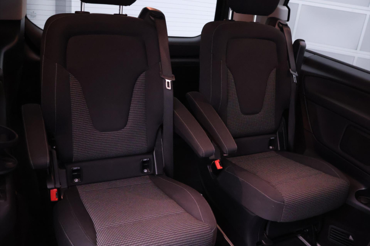 Mercedes-Benz Třídy V 2,0 220d 120kW Aut. Long DPH