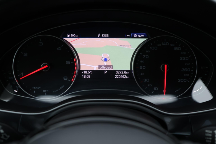 Audi A6 2,0 TDi 140kW Aut. S-line