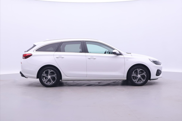 Hyundai i30 1,5 T-GDI 117kW CZ 1.Maj. DPH