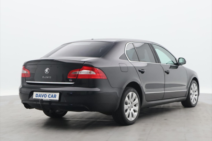 Škoda Superb 2.0 TDI 103kW CZ Xenon Tažné