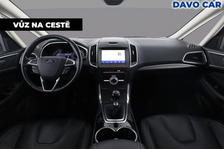 Ford S-MAX 2,0 TDCI 110 kW Titanium Kůže Panorama