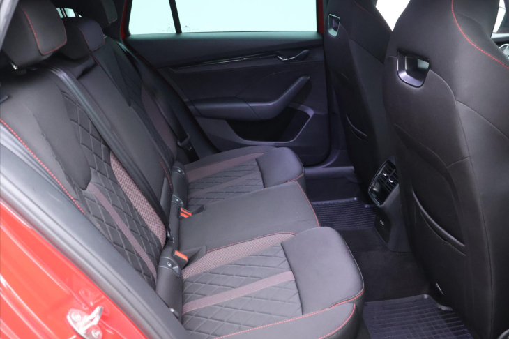 Škoda Octavia 2,0 TDI RS 147kW DSG 4X4 CZ