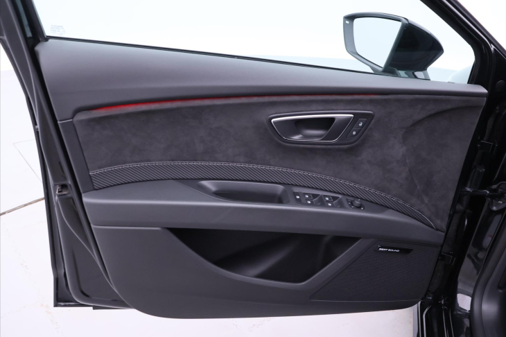 Seat Leon 2,0 TSI 221kW Cupra CZ 4x4