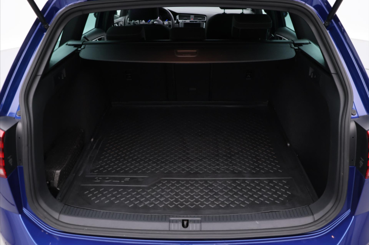 Volkswagen Golf 2,0 TSI R 221kW 4Motion DSG